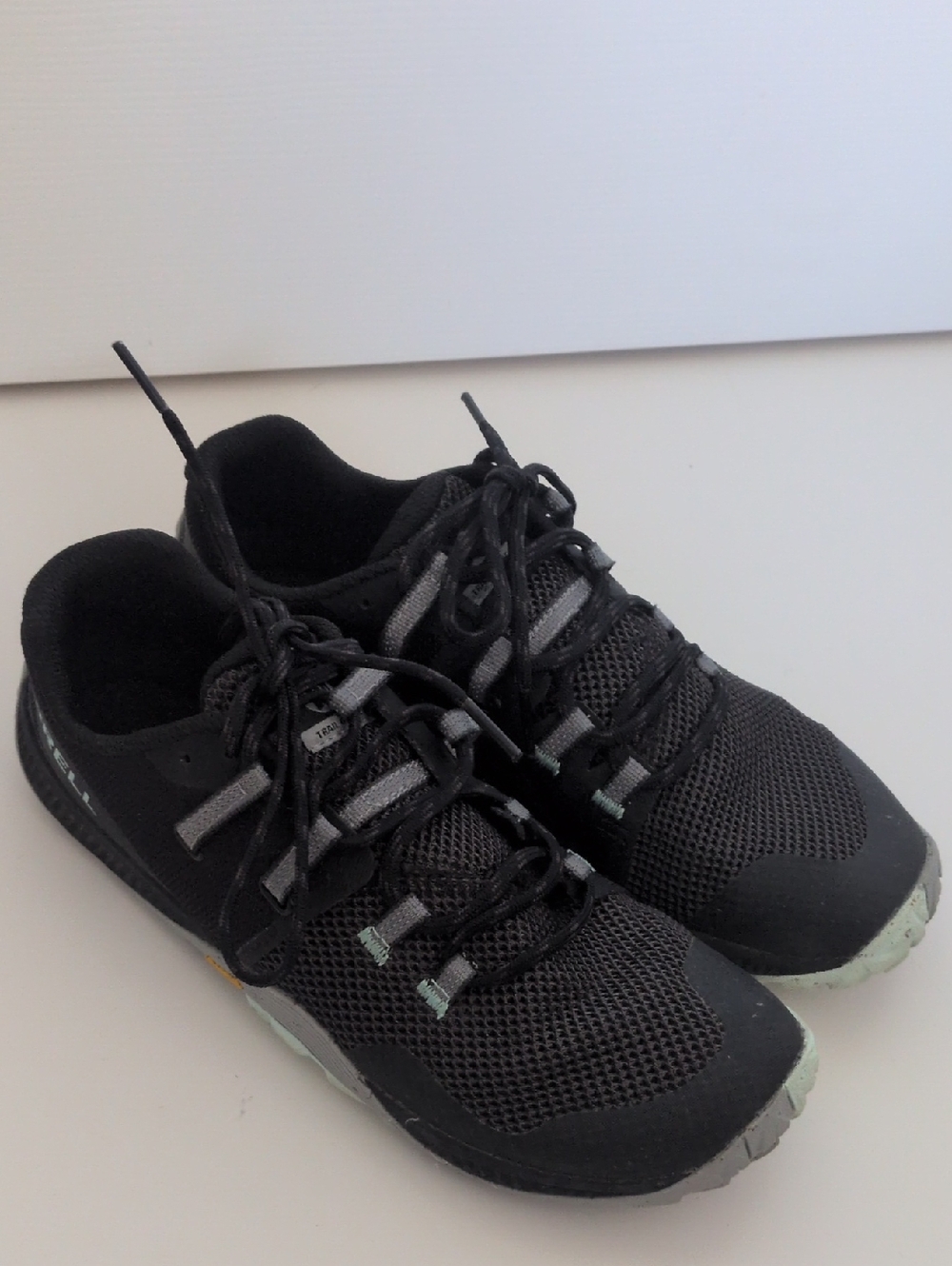 Merrell Women's Trail Glove 6 Trail Running Shoes - Black - 8.5